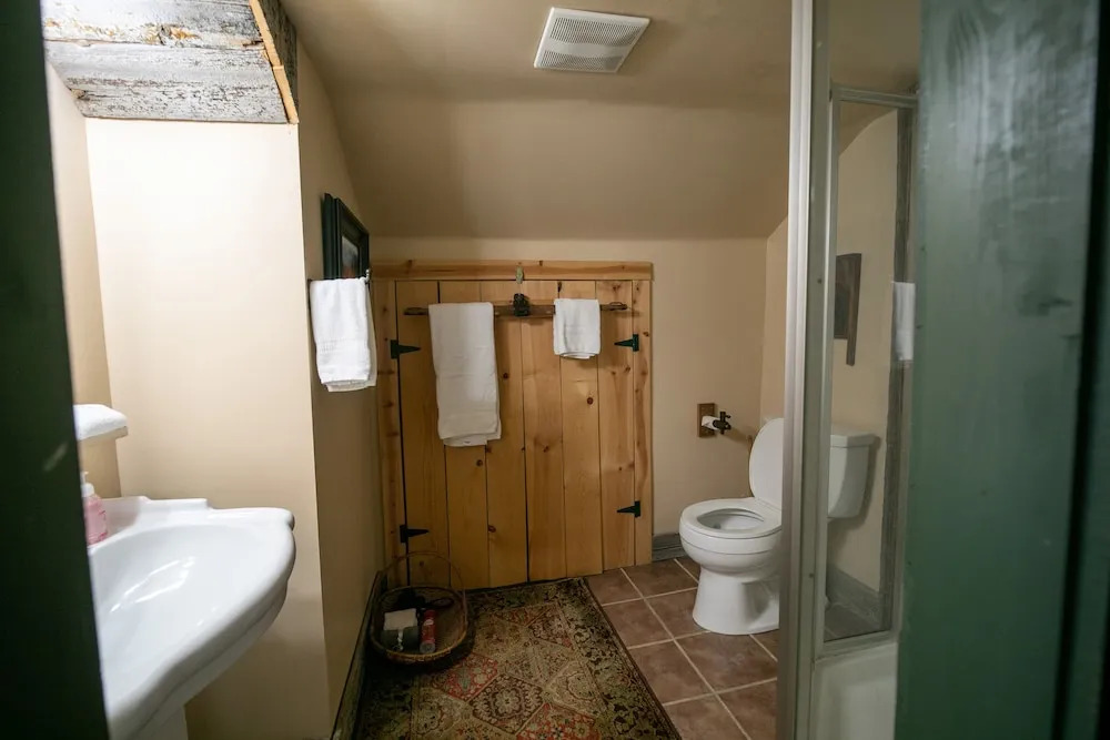 Willard Richards Inn