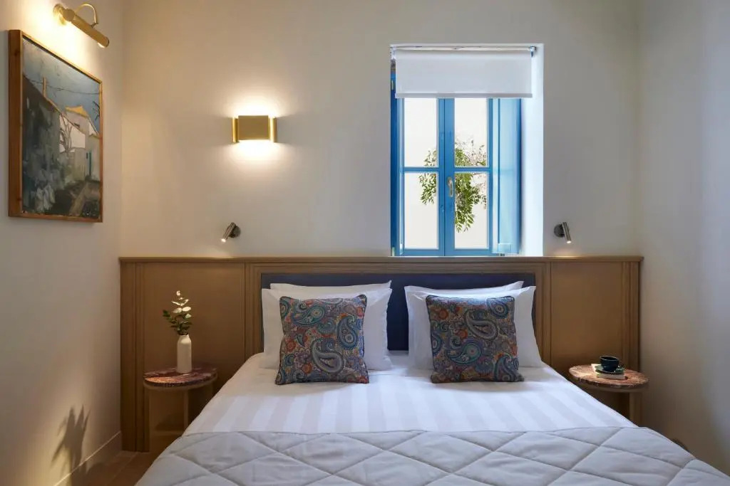 Orloff Legacy Suites Hydra