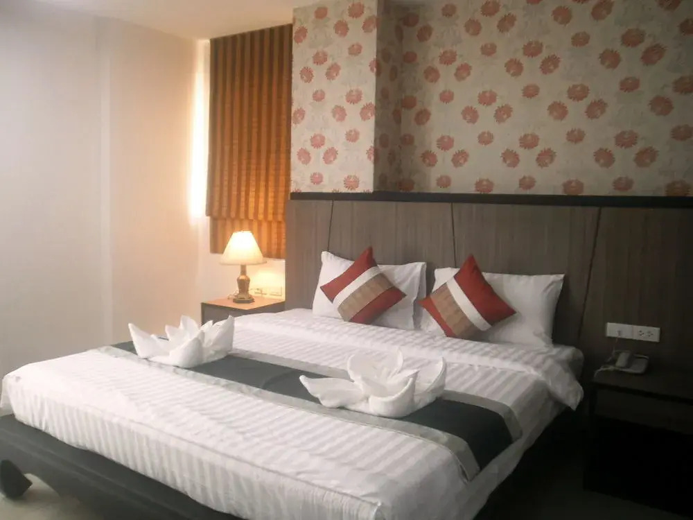 Arisa Hotel Patong Beach