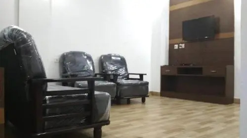 Queens Tourist Home