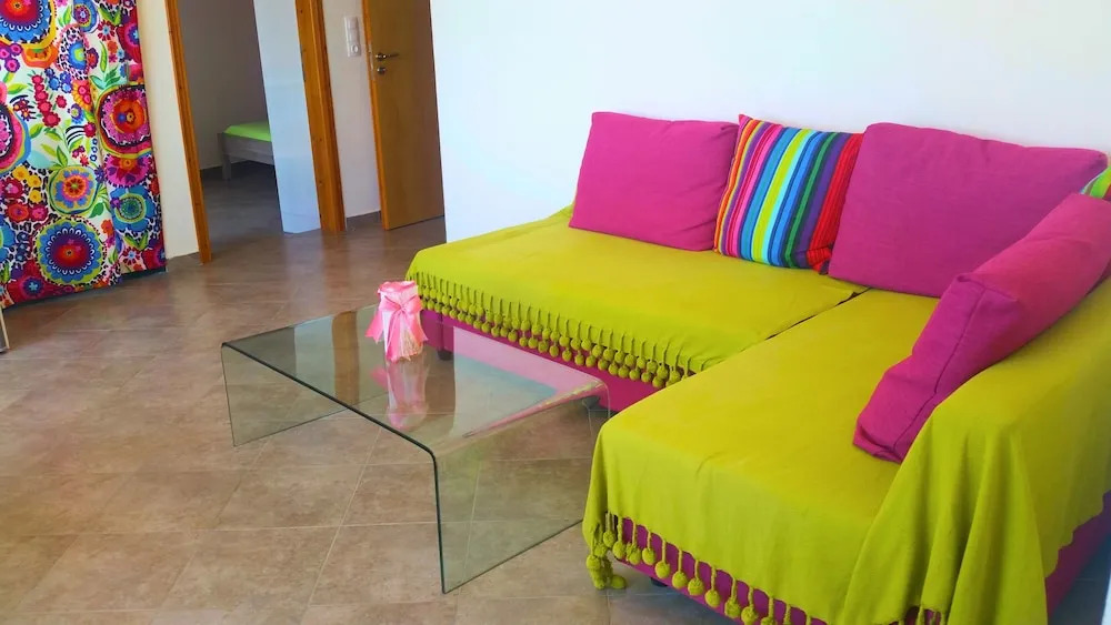 Akteon Rooms