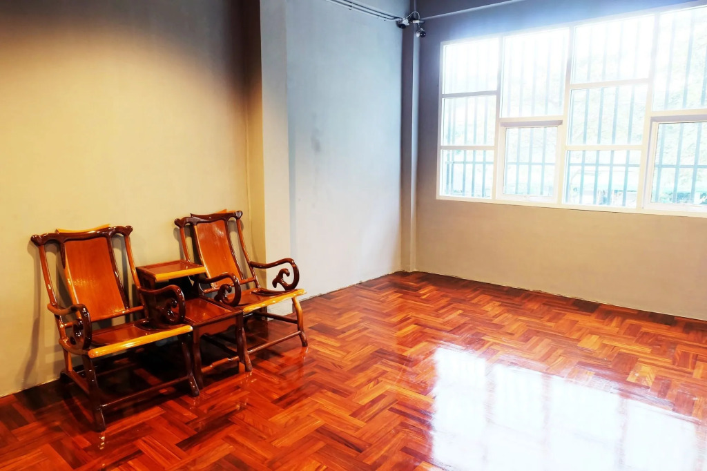 Inn Stations Hostel