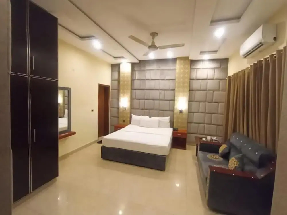 RM Guest House