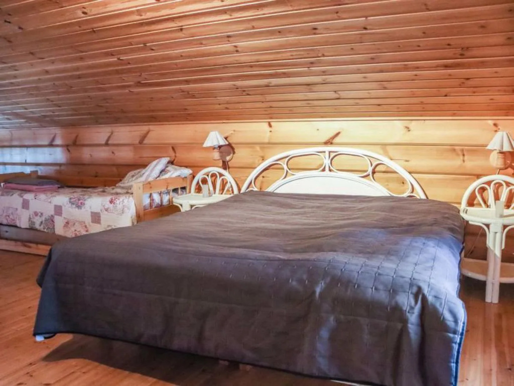Revontuli 1