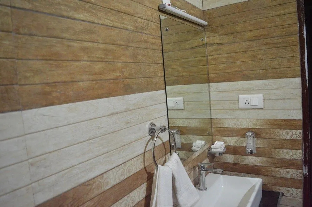 JK Rooms 125 Hotel Mariya