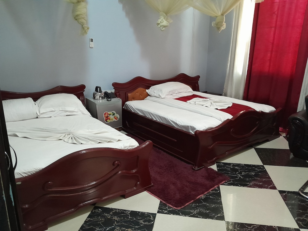 Gr City Hotel