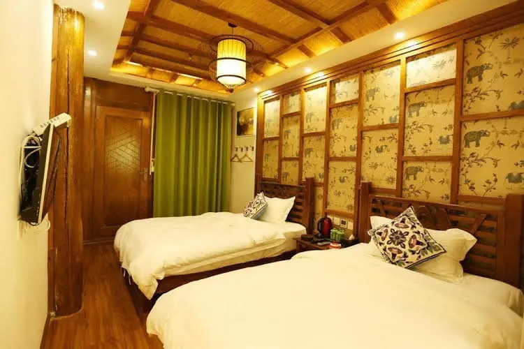 Lijiang Nagelan Inn