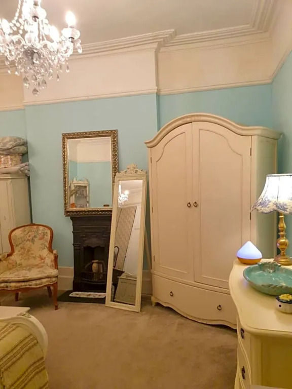 Judy's B&B private home