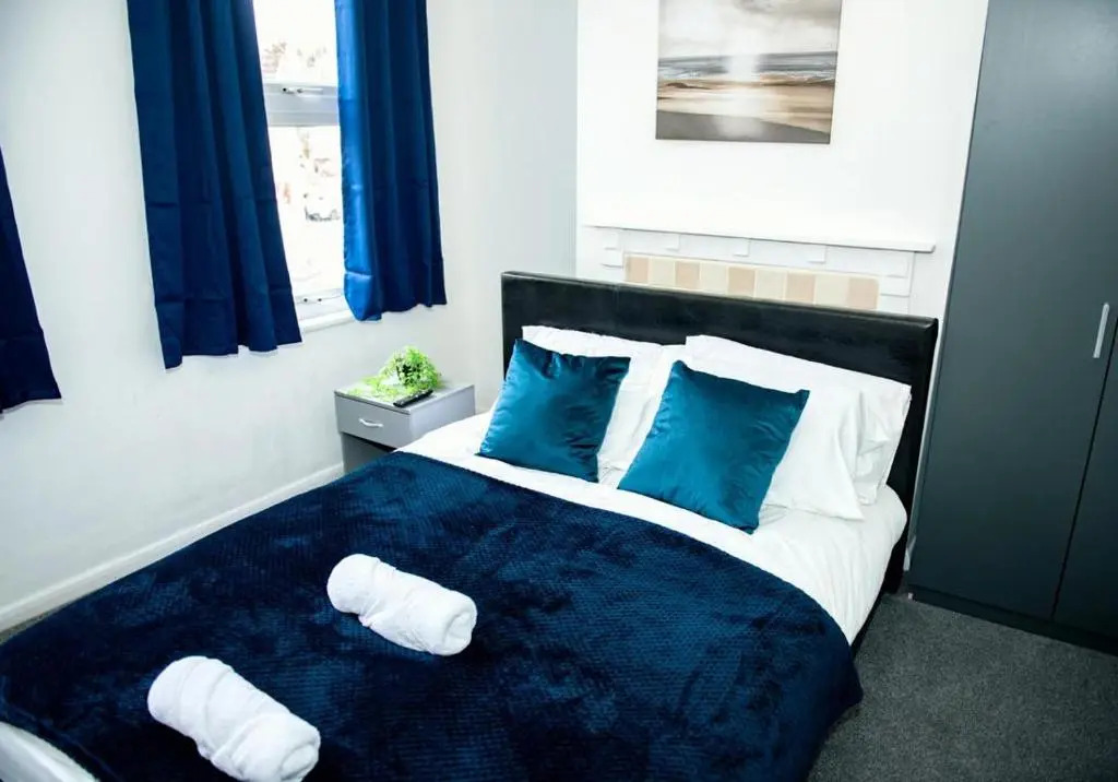 Lovely 3-bed House in Dartford