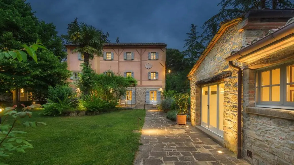 VILLA METELLIANO 10, Emma Villas