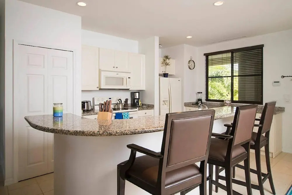 Air-conditioned 2 Bedroom Condo Pacifico L-106