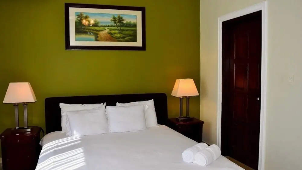 Aruba Breeze Condo