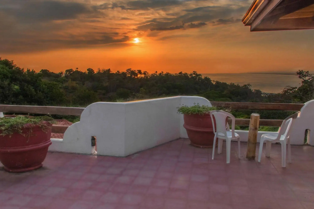 Hotel California - Manuel Antonio