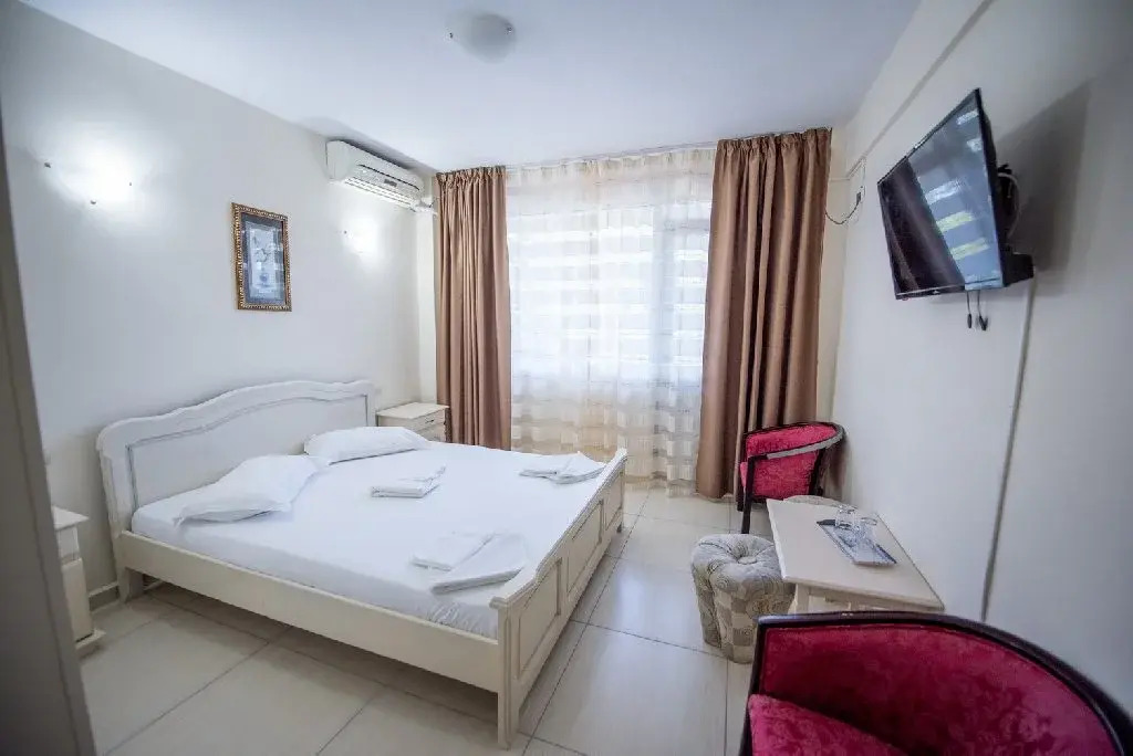 Hotel Impact