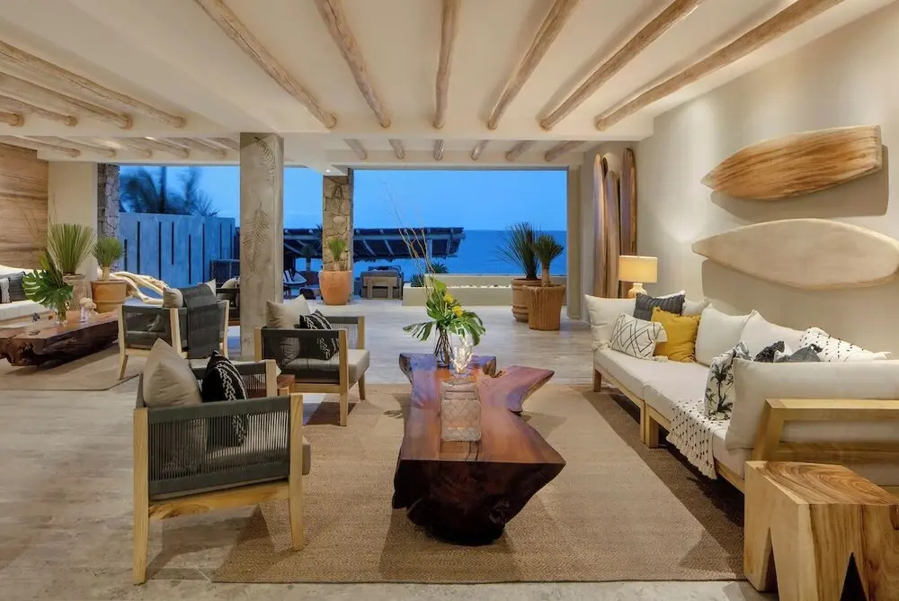 Stunning Condo in Cabo with Ocean Views