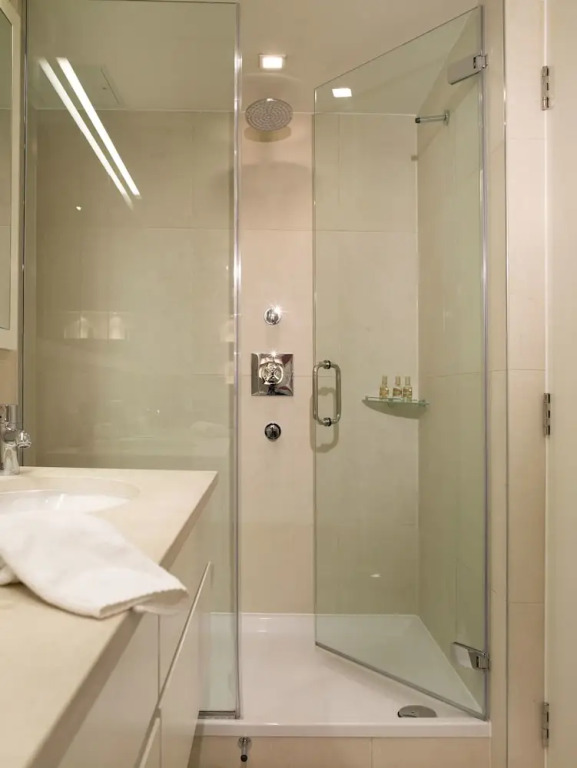 Palace View - Two Bedroom Apartment