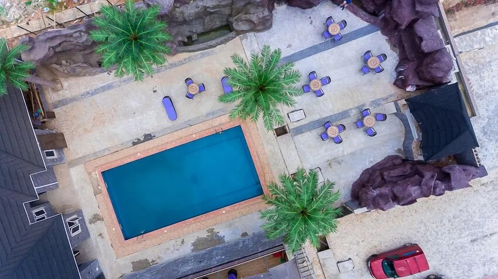 Royal Spring Palm Hotel