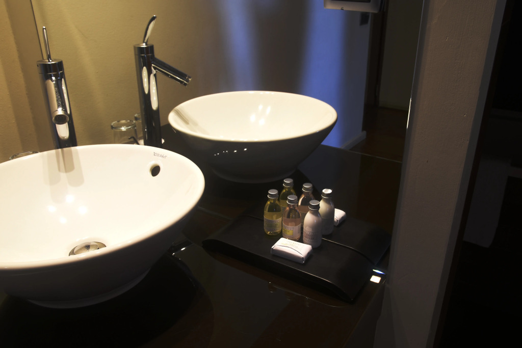 987 Design Prague Hotel