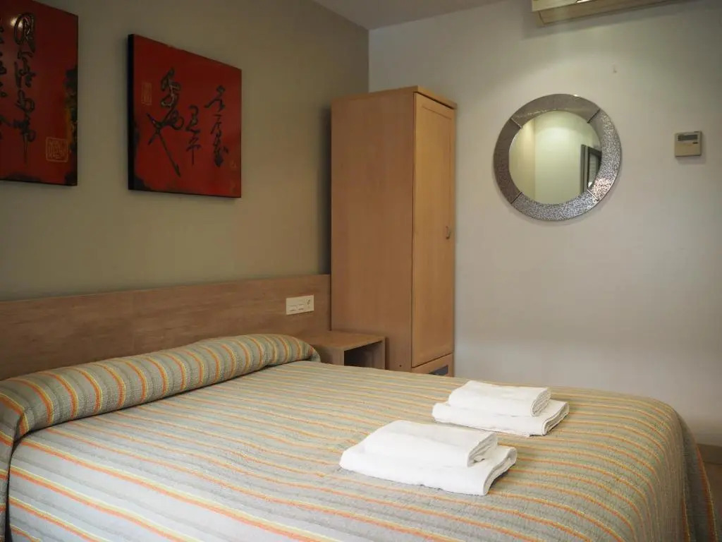 Hostal Acella