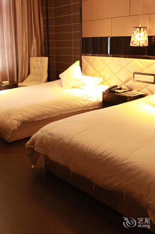 Taizhou Qingmu Hotel