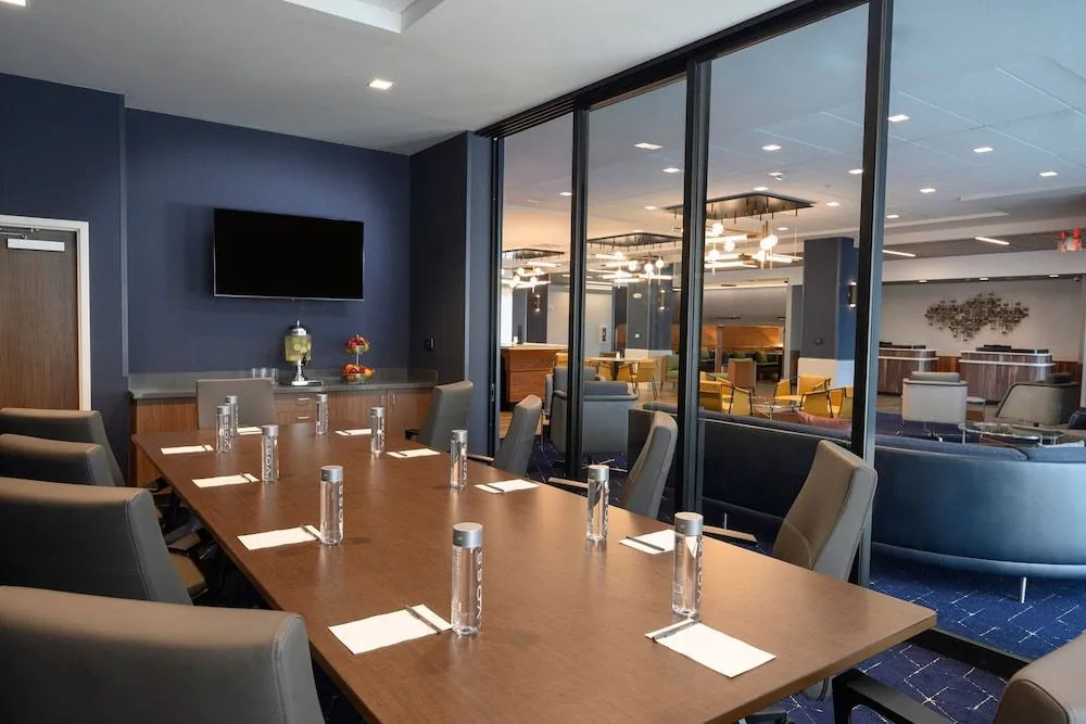 Courtyard by Marriott Charlotte Waverly
