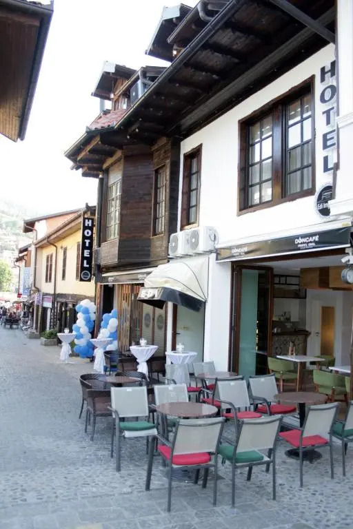 Saray Hotel