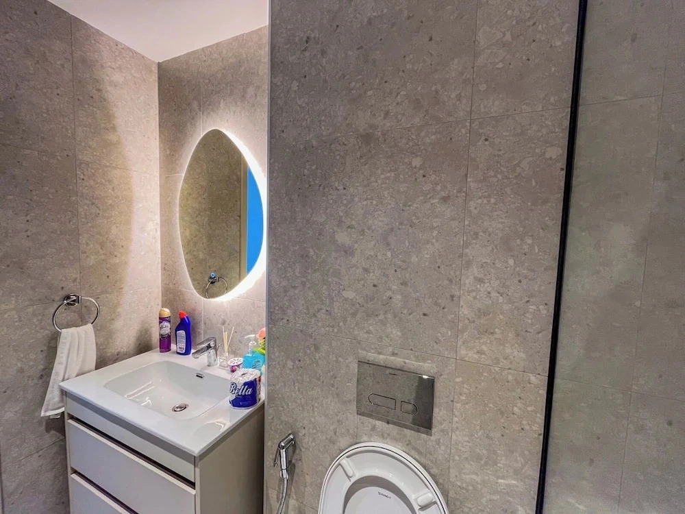 Ocean Breeze Luxury Apartments