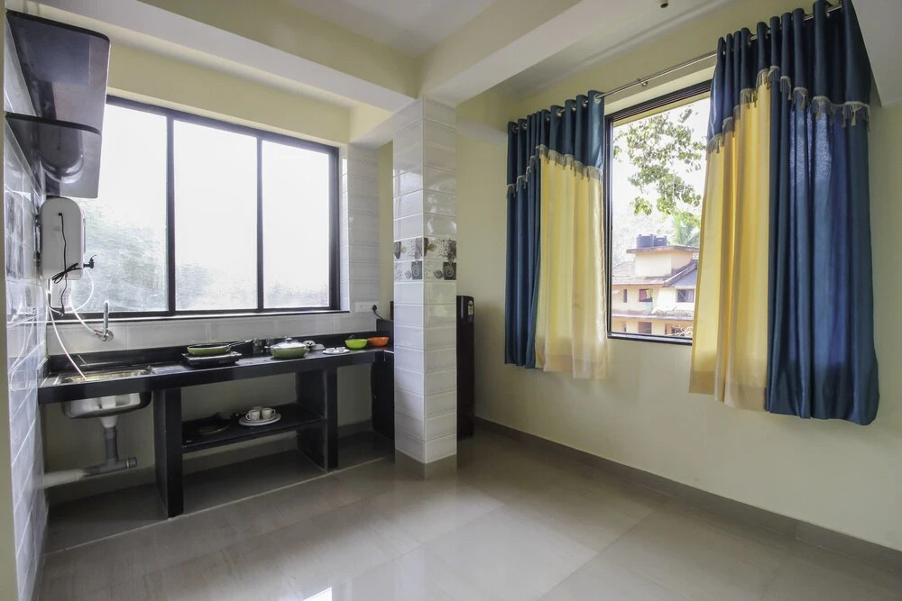 OYO 10977 Home Studio Betim