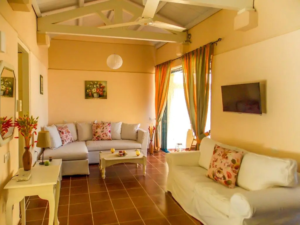 Manto On The Beach Apartments