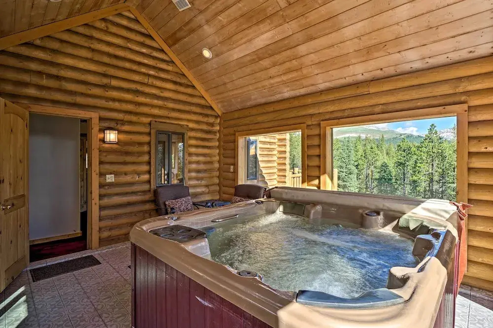 Expansive Alma Cabin w/ Hot Tub & Mountain Views!