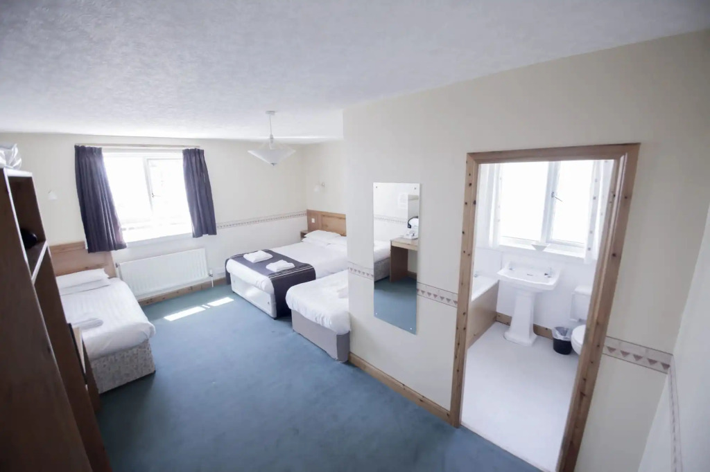 The Kinmount Hotel