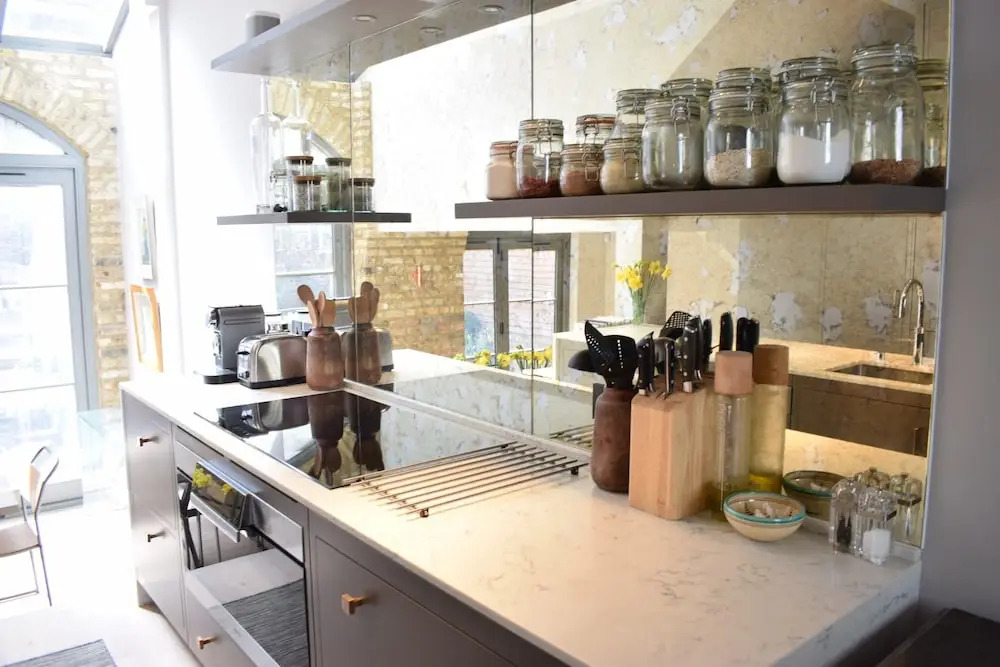 2 Bedroom Garden Flat By Kings Road