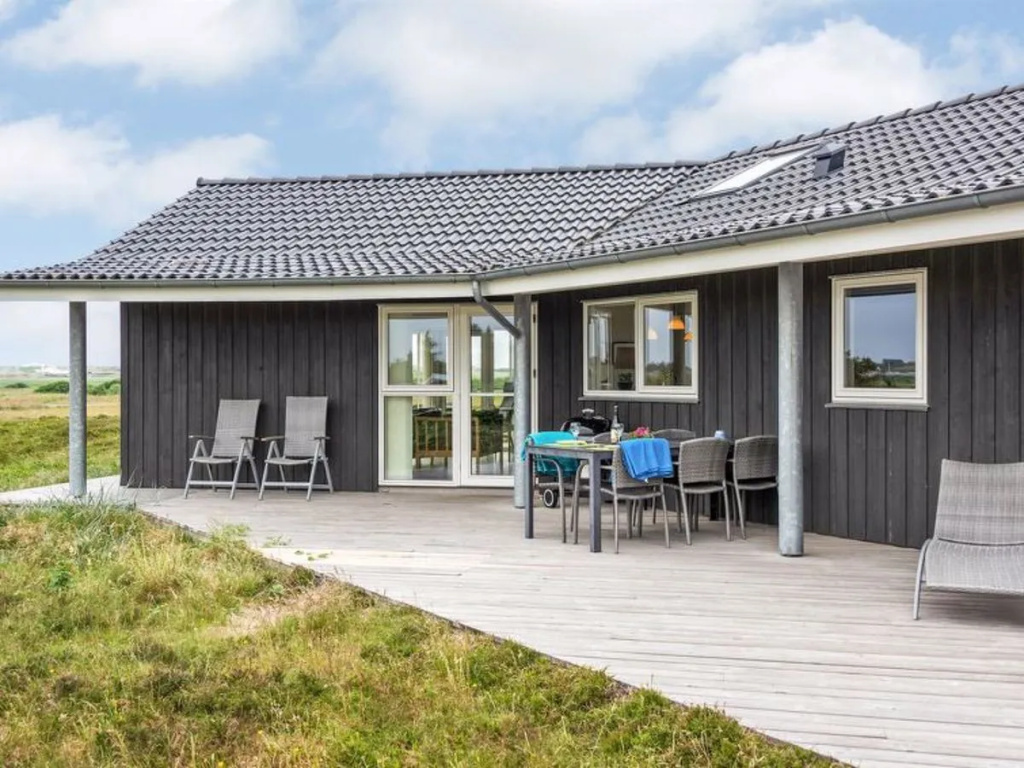 "Arngard" - 1.2km from the sea in Western Jutland