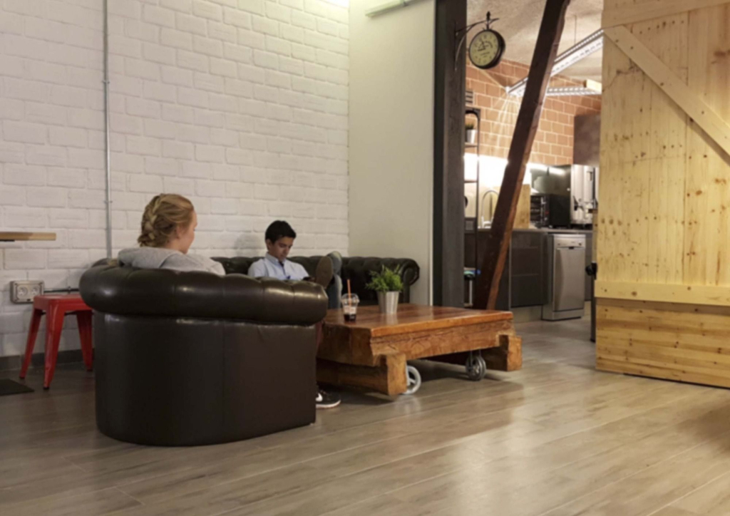 Хостел Far Home Atocha