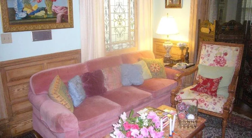 Blooming Garden Inn