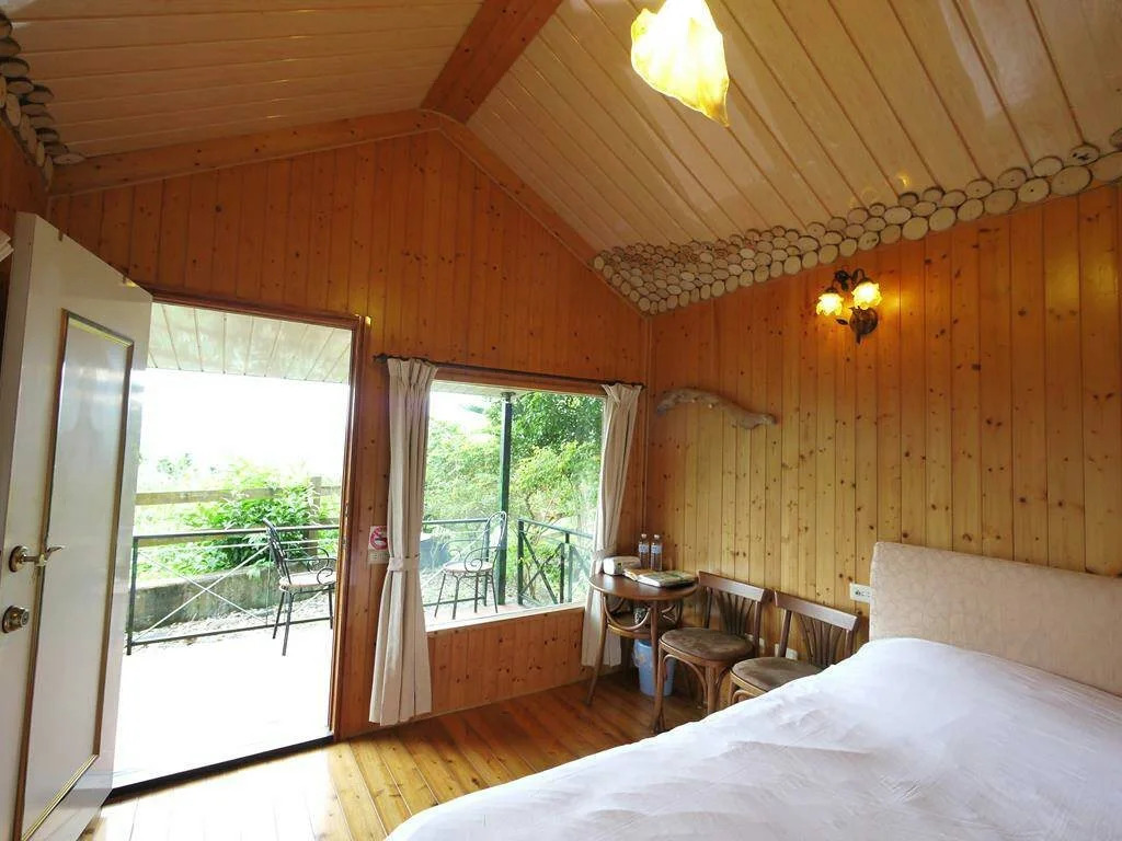 Leisure Log Cabin