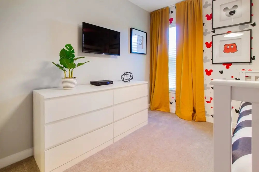 Wonderful Townhomes With Four Bedrooms Close to Disney
