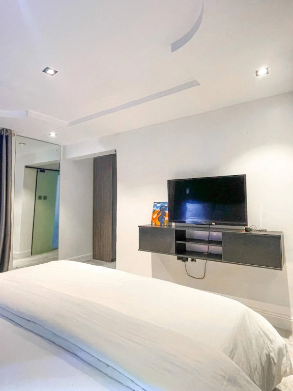 Peaceful Abuja Retreat - 1 Bedroom Private Apartment