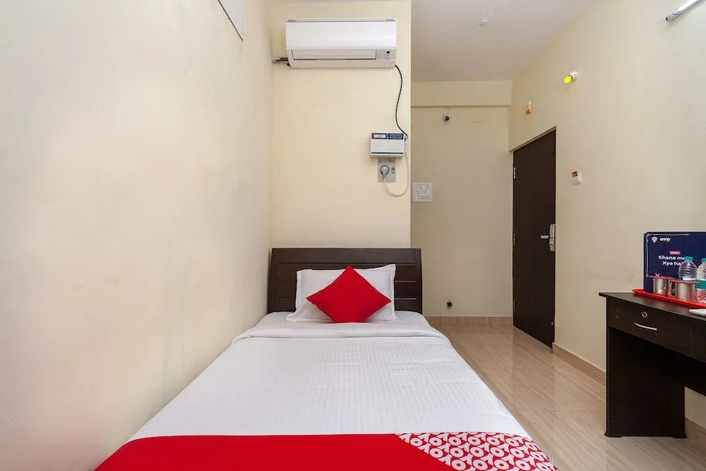 Oyo 7575 Its South East Residency