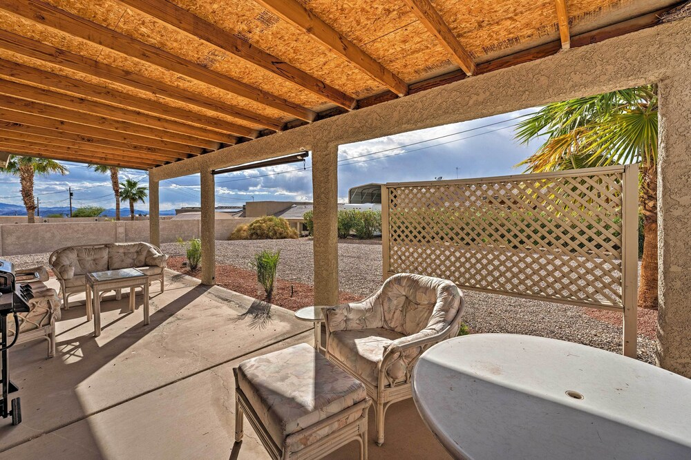 Lake Havasu City Retreat w/ Mtn Views & Patio!
