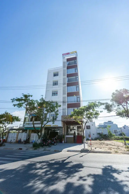 Vivian Hotel
