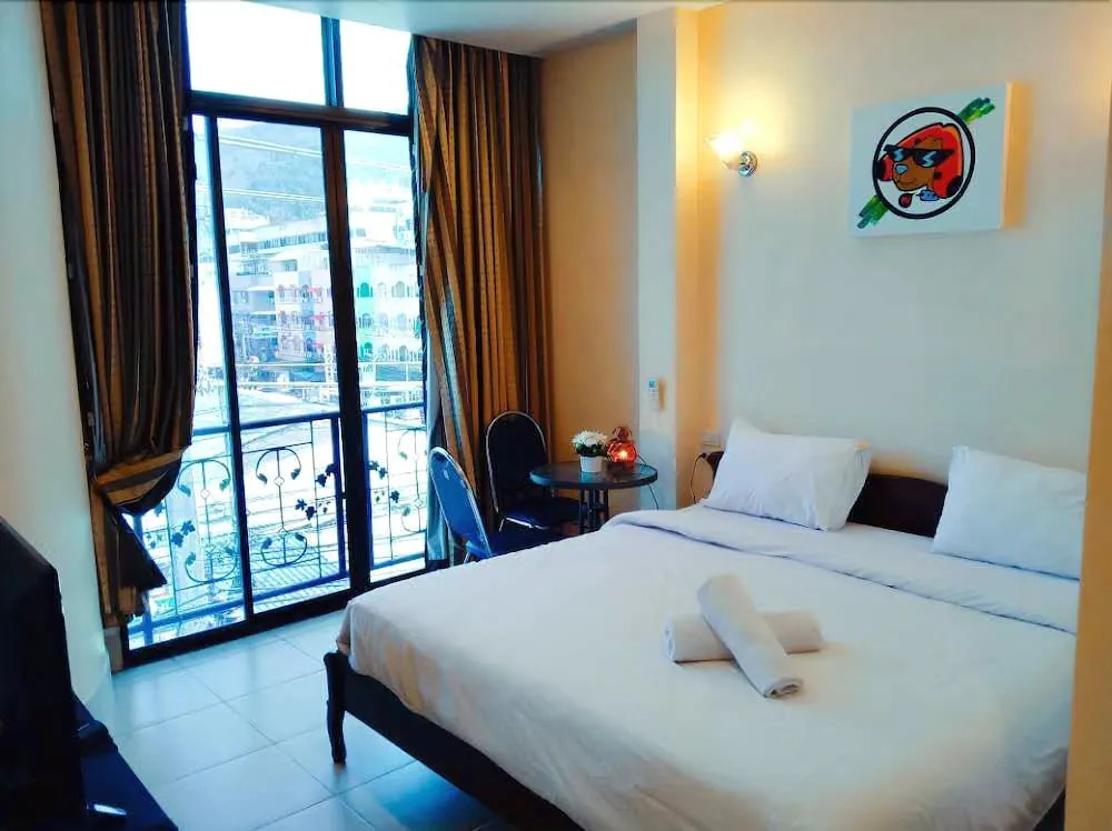 Zodiac Hotel