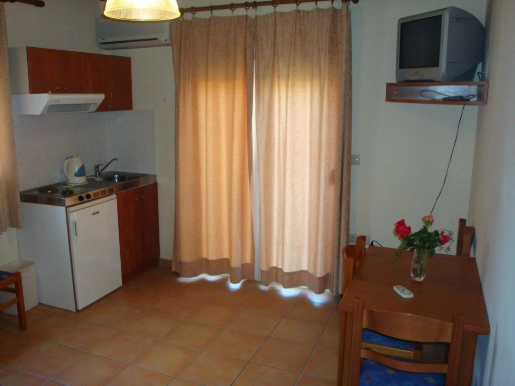 Alexander Apartments