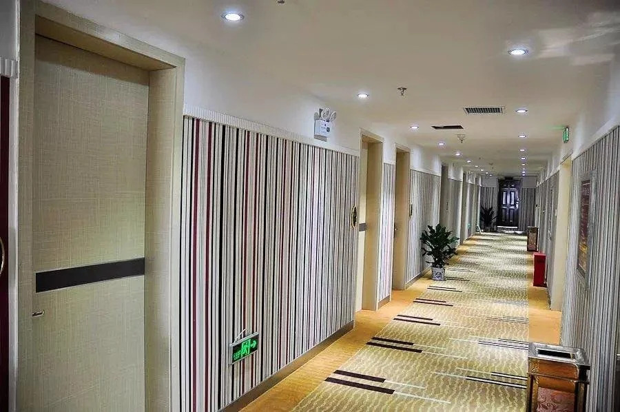Shengjia Fashion Business Hotel