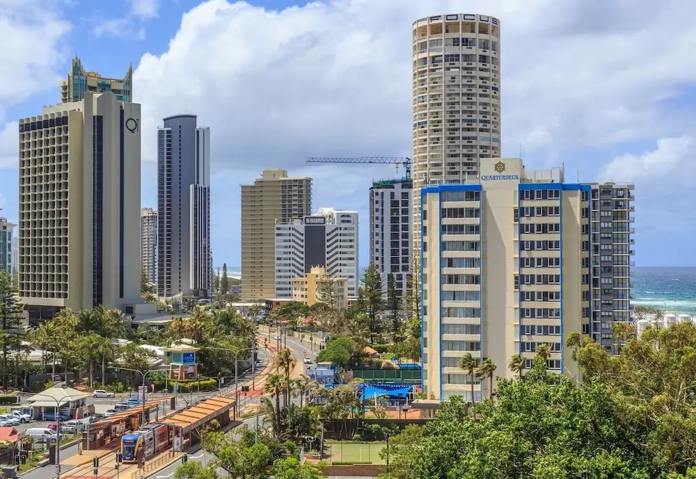 L5 Surfers Paradise Apartment