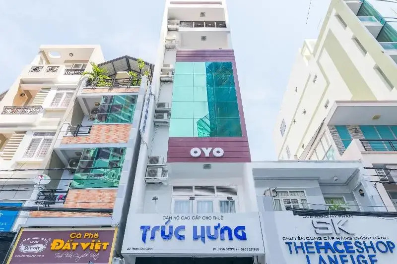 Truc Hung Hotel
