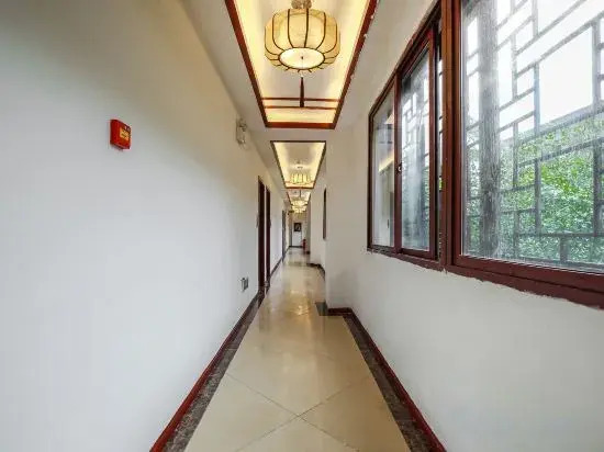 Shuiyunge Hotel (Huangguoshu Waterfall Scenic Area)