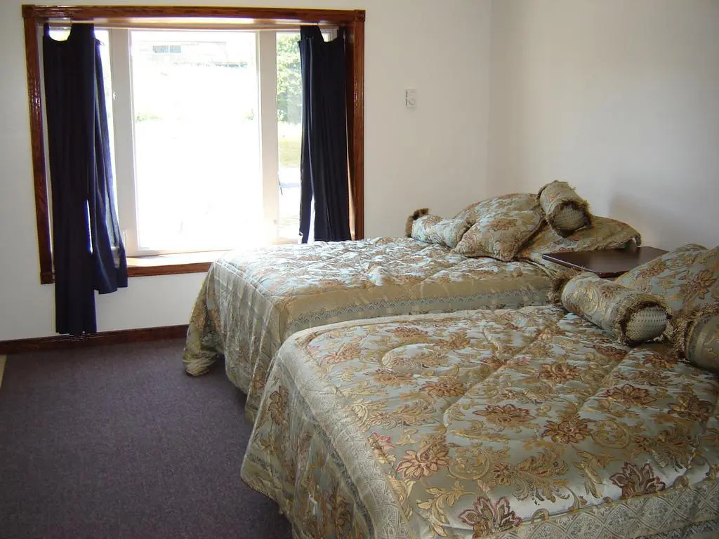Sauble River Marina and Lodge Resort
