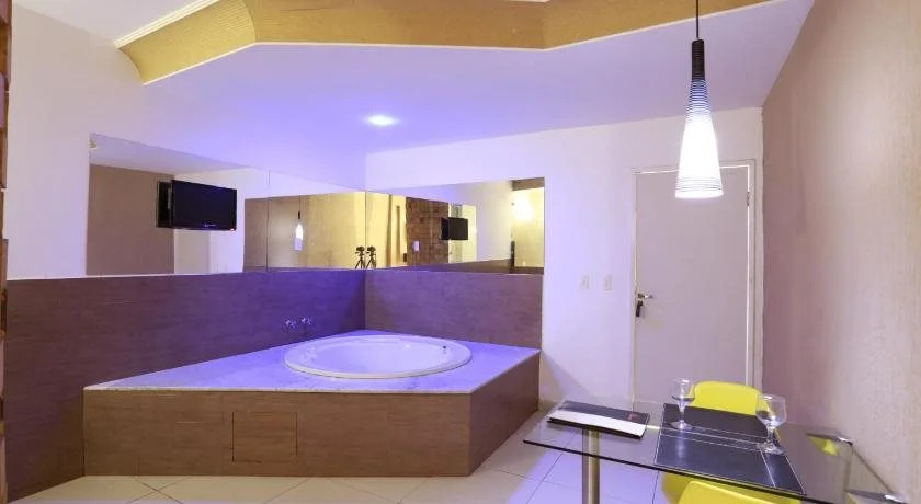 New Dhunas Motel