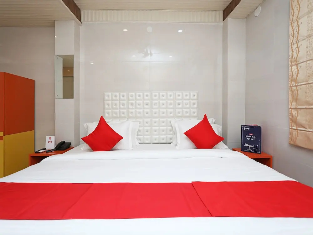 OYO 14373 Shree Krishna Hotel